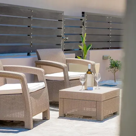 Nikos & Maria Апартаменты Лаганас