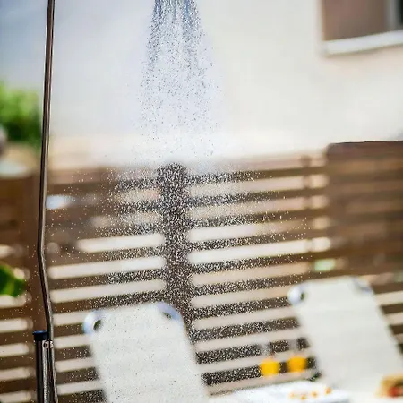 Апартаменты Nikos & Maria *