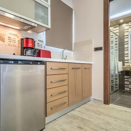 Apartmán Nikos & Maria Laganas