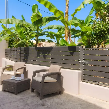 Apartment Nikos & Maria *