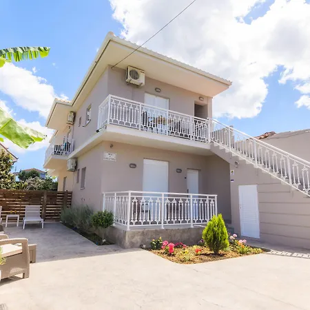 アパート Nikos & Maria *