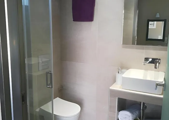 Nikos & Maria * Laganas