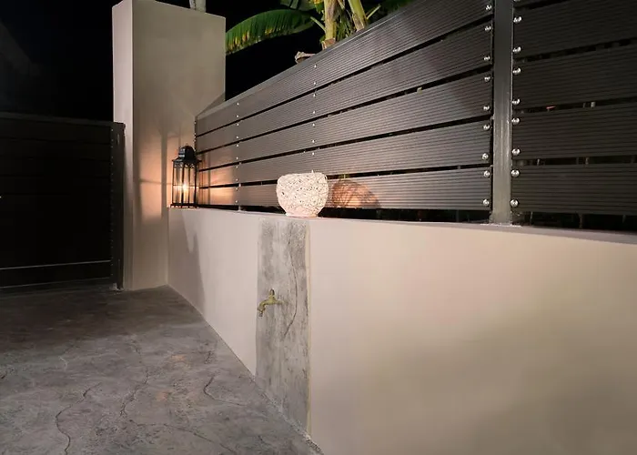 Nikos & Maria Apartment Laganas